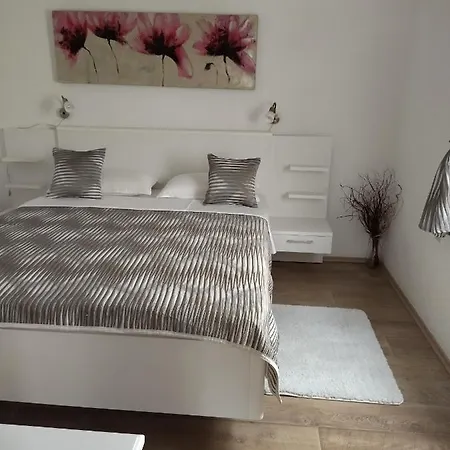 With Parking Space - 7154 Porec