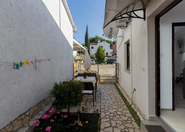 With Parking Space - 7154 Appartement *